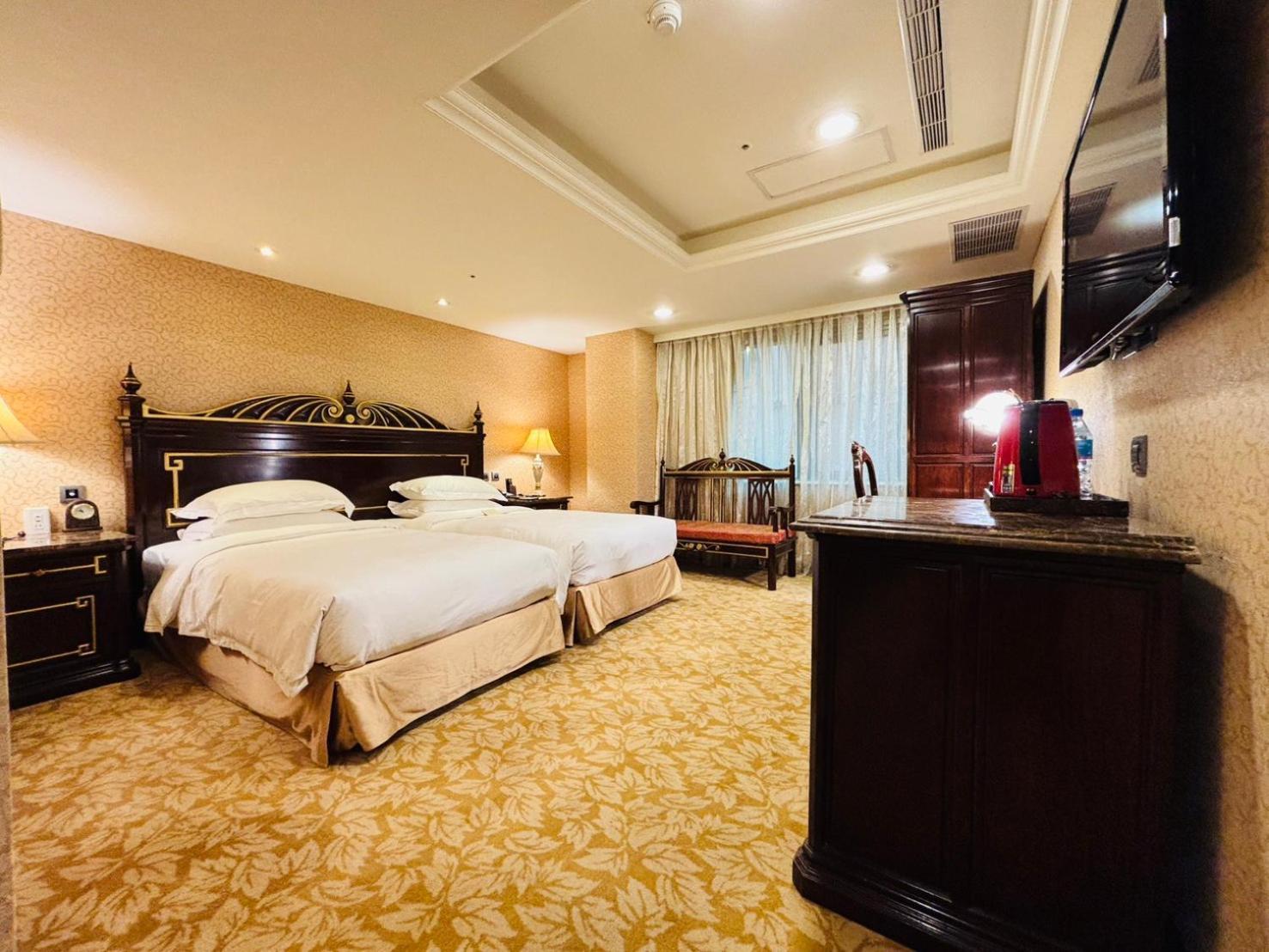 Royal Seasons Hotel Taipei ‧ Nanjing W. Zewnętrze zdjęcie